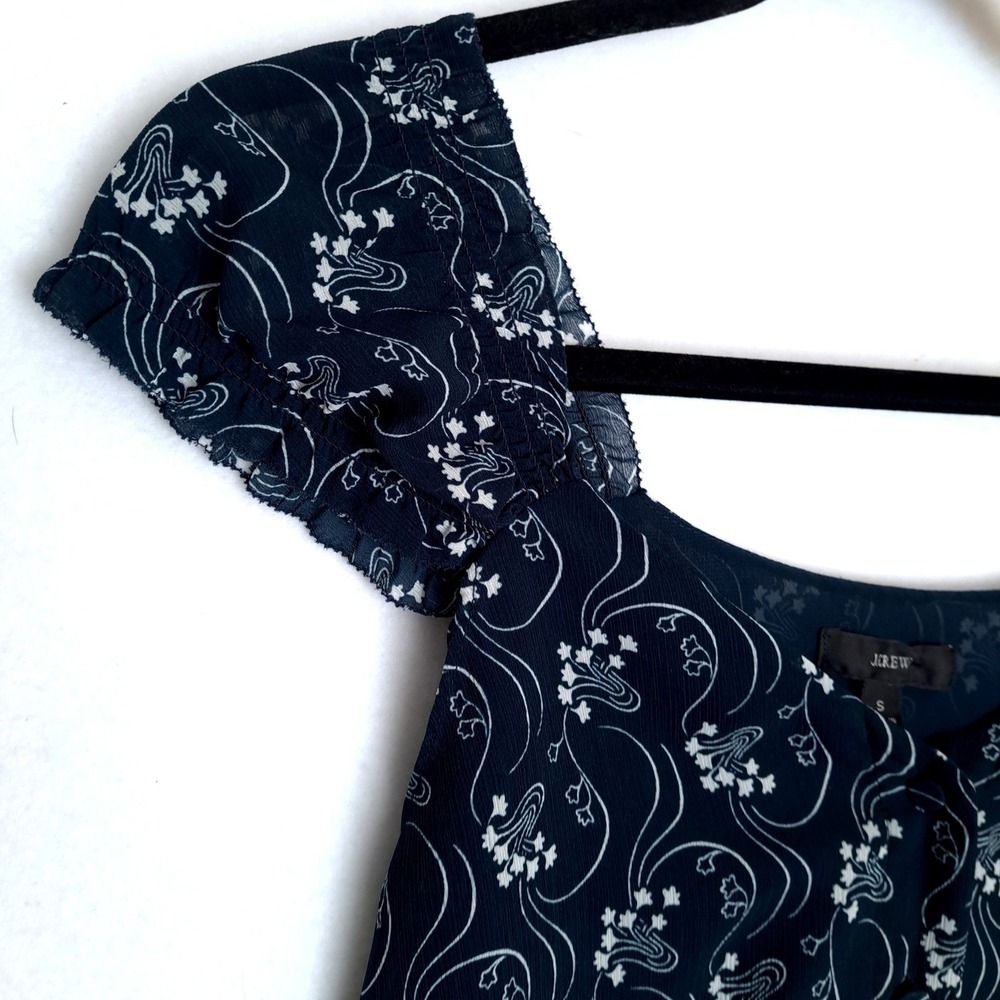 J Crew Blouse Womens S Navy Square Neck Flutter Sleeve Floral Print Lightweight - Picture 3 of 8